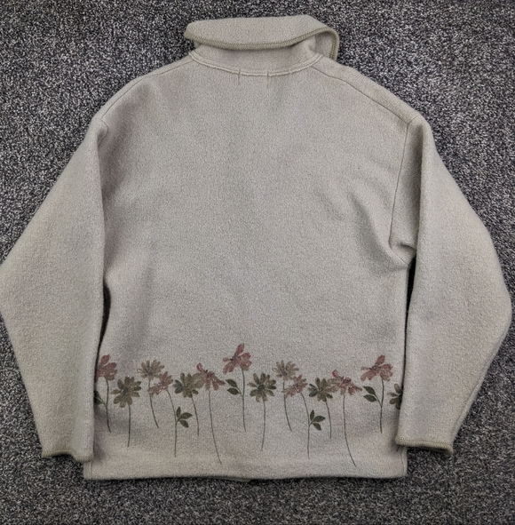 Vintage Woolrich Sweater Wool Winter Garden Floral Cardigan Womens Medium *Flaws - Picture 7 of 7